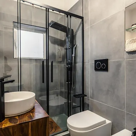 Nvmen Con Terrazza Al Colosseo Apartamento Roma