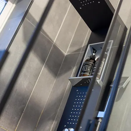 Nvmen Con Terrazza Al Colosseo ローマ