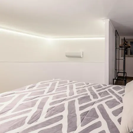 Nvmen Con Terrazza Al Colosseo ローマ